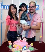 Sam Brodie Rayakan Ultah Sang Buah Hati