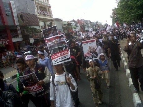 Ratusan Warga Yogya Gelar Salat Gaib, Kutuk Pembantaian di Mesir