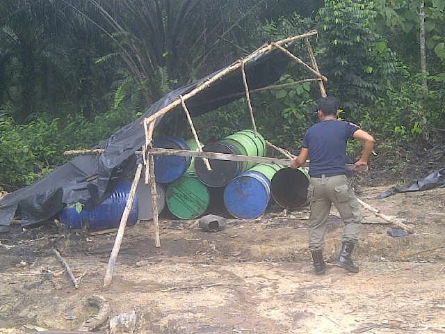 Warga Klaim Ambil Minyak Dari Sumur Peninggalan Belanda Bukan Punya Pertamina