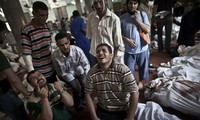 Kekerasan oleh militer Mesir tersebut merupakan tragedi terburuk di Mesir dalam beberapa dekade, bahkan melebihi tragedi 18-hari yang menggulingkan presiden Hosni Mubarak. AFP/Mahmoud Khaled.