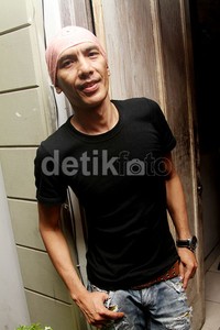 Orang beras Garut kok dibilangnya beras Thailand. Sekalinya makan beras Garut, nggak akan pindah ke lain hati deh, ujar Yuke. Gus Mun/detikHOT.