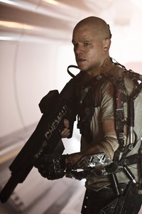 Kini, Max berupaya agar kaum miskin yang berada di Bumi bisa menjadi warga di Elysium.