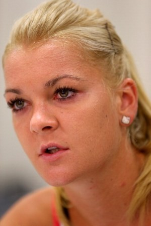 Radwanska Mengundurkan Diri, Li Na Otomatis ke Semifinal