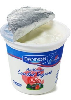 Kulit Sehat dan Cerah Berkat Yogurt dan Tomat