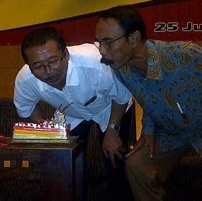 PDIP Jualan Jokowi di Pilgub Jatim, Efektifkah?