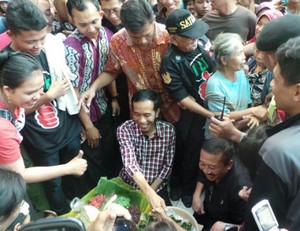 Pilgub Jatim, Jokowi: Bambang Pasti Menang, Lihat Tanggal 29 Agustus
