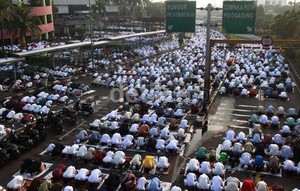 74,78 Persen Muslim Indonesia Rindu Hari Raya Serentak