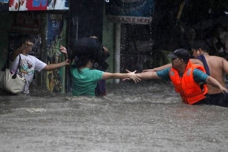 Banjir Lumpuhkan Sebagian Besar Manila