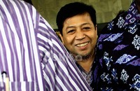 Setya Novanto meninggalkan gedung KPK usai diperiksa. Lamhot Aritonang/detikFoto.