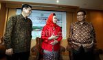 Melani Leimena Tampil Merah Menyarah