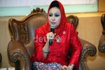 Melani Leimena Tampil Merah Menyarah