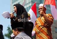 Aksi Oki saat ditemui di Bundaran HI, Jakarta Pusat, Senin (19/8/2013).