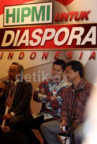 Ketua Umum BPP HIPMI, Raja Sapta Oktohari hadir dalam acara tersebut dan berbincang dengan Pemrakarsa Kongres Diaspora Indonesia dan Duta Besar RI untuk Amerika Serikat, Dino Patti Jalal.