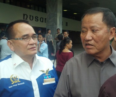 Jejak Panjang Selisih Ruhut dan Ketua FPD