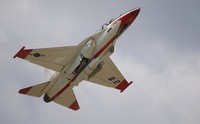     Januari lalu, Pemerintah Korsel menunda kerjasama industri pesawat tempur bersama Indonesia yang diberi nama Korea Fighter Xperiment/Indonesia Fighter Xperiment (KFX/IFX). Alasannya pemerintah Korsel masih dalam tahap transisi kekuasaan terkait pergantian presiden baru Korsel. REUTERS/Lee Jae-Won.