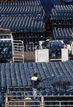 Air Minum Kemasan Galon Langka di Pasaran