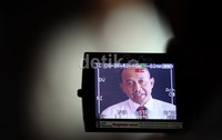 SKK Migas kini menerapkan sistem informasi satu pintu kepada media. Semua pernyataan media harus melalui atau seizin Seketaris SKK Migas Gde Pradnyana.