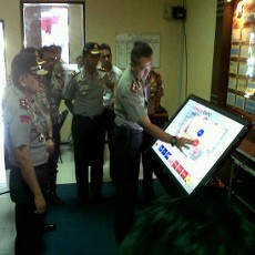 Polisi Andalkan e-TMG Amankan Pilgub Jatim 2013 di Surabaya