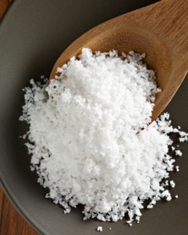Saat Mengonsumsi Makanan Kalengan Waspadai 5 Hal Penting Ini