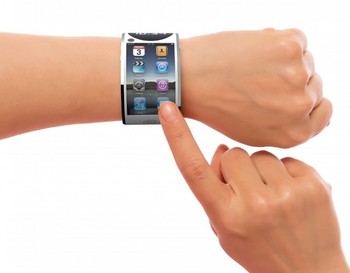 Kira-kira begini penampilan iWatch saat dipakai di tangan penggunanya. (kredit foto: business insider)