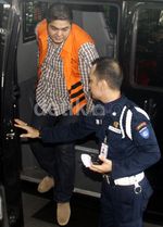 Simon Diperiksa KPK Sebagai Tersangka