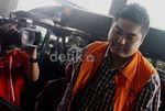 Simon Diperiksa KPK Sebagai Tersangka
