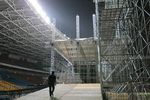 Mengintip Persiapan Panggung Konser Metallica di Jakarta