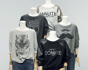 Shopping Guide: 7 Pilihan Sweater Motif Unik yang Stylish