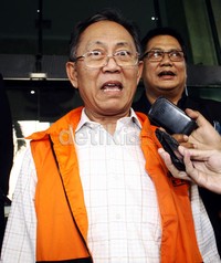 Dada keluar gedung KPK seusai diperiksa penyidik. Lamhot Aritonang/detikFoto.