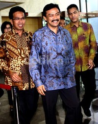 Selama diperiksa sekitar 5 jam, Andi menjelaskan tentang mekanisme penganggaran PON. Lamhot Aritonang/detikFoto.