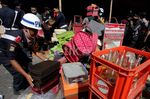 Kios-kios di Stasiun Cikini Ditertibkan