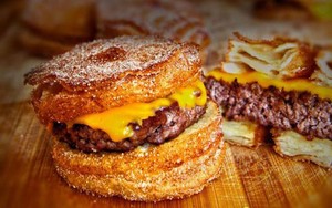 Gerai Burger Cronut Tutup Gara-gara Insiden Keracunan Makanan