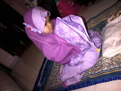 Latifa Ashya, 2,9 Tahun, Perempuan