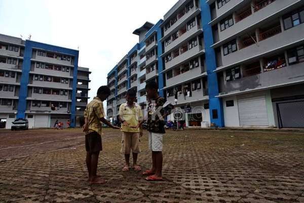 Warga Rusun Marunda Lempar Masalah ke Jokowi