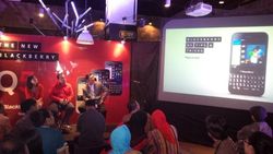 BlackBerry Q5 Mulai Dipasarkan di Indonesia