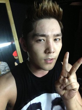 Sebutir Stroberi per Hari, Rahasia Kangin SuJu Turun 15 Kilo