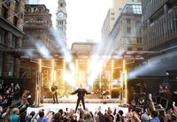 Ini dia suasana panggung di Martin Place Plaza. Marianna Massey/Getty Images.