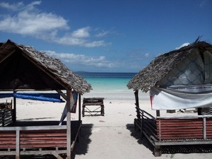 Pantai Nirwana di Bau-bau, Cantiknya Nggak Nahan!
