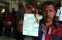 Pembagian pun berjalan lancar, tidak ada aksi saling dorong antarpedagang. Pembagian kunci Pasar Tanah Abang Blok G akan dilakukan secara bertahap per lantai.