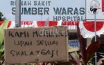 Mogok Kerja Paramedis RS Sumber Waras