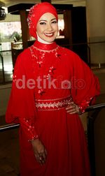 Alya Rohali Cantik Berhijab