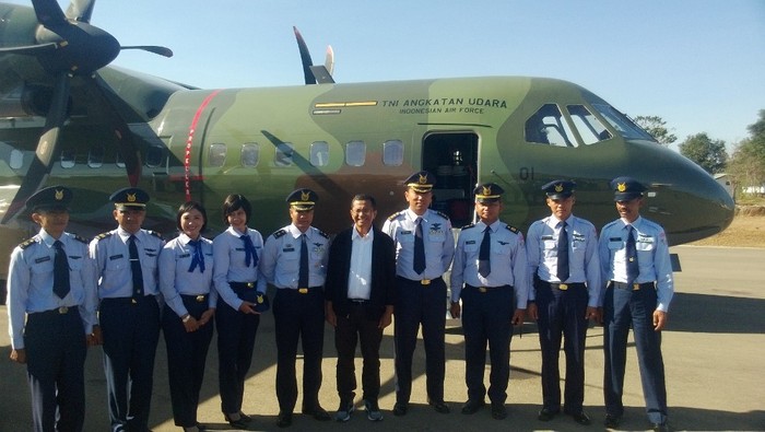 Kesan Dahlan Iskan Setelah Jajal Pesawat CN295 Buatan PTDI