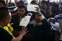 Para penonton yang datang berasal dari segala penjuru Indonesia. Bahkan, ada beberapa penonton yang rela datang dari Kalimantan Timur.