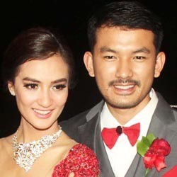Salah Teks, Rio Dewanto Ulangi Ijab Kabul