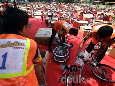 Merakit Sepeda Lipat Terbanyak