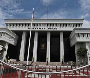 Lepaskan Koruptor Rp 369 Miliar, MA Jadikan Timan Bak Pahlawan