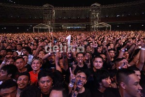 Nonton Metallica, Jokowi: Mau Jingkrak Gimana, Penuh Begitu