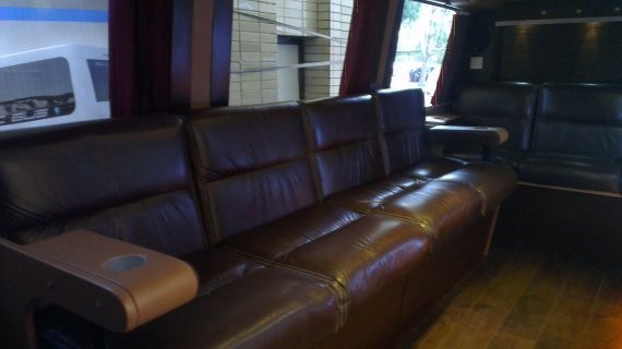 Ini Penampakan Mobil dan Bus Listrik Buatan Peneliti Indonesia Ini Penampakan Mobil dan Bus Listrik Buatan Peneliti Indonesia