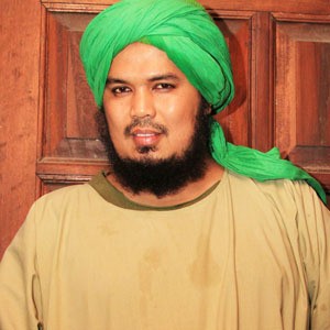 Kisah Pertobatan Eks Gitaris Betrayer Derry Sulaiman (2)
