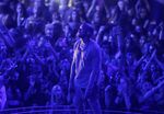 Aksi Memukau di Panggung MTV VMA 2013